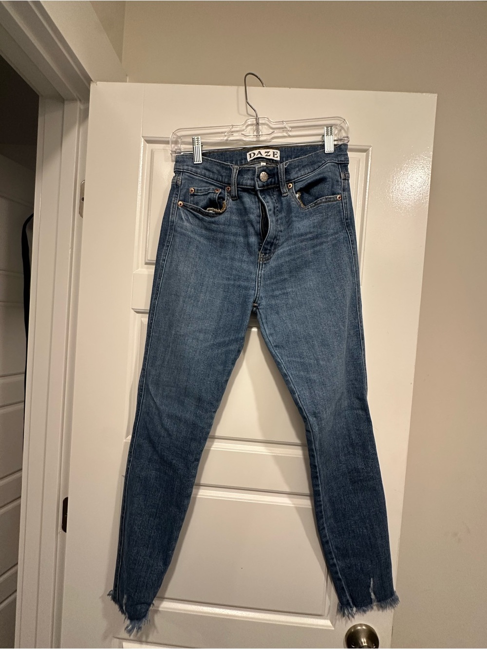 DAZE High-Rise Skinny Jeans in Dark Blue Denim